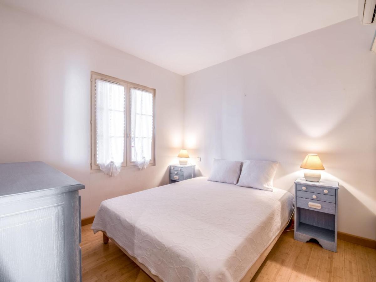 Boulevard Louis Blanc-1 By Interhome Apartment